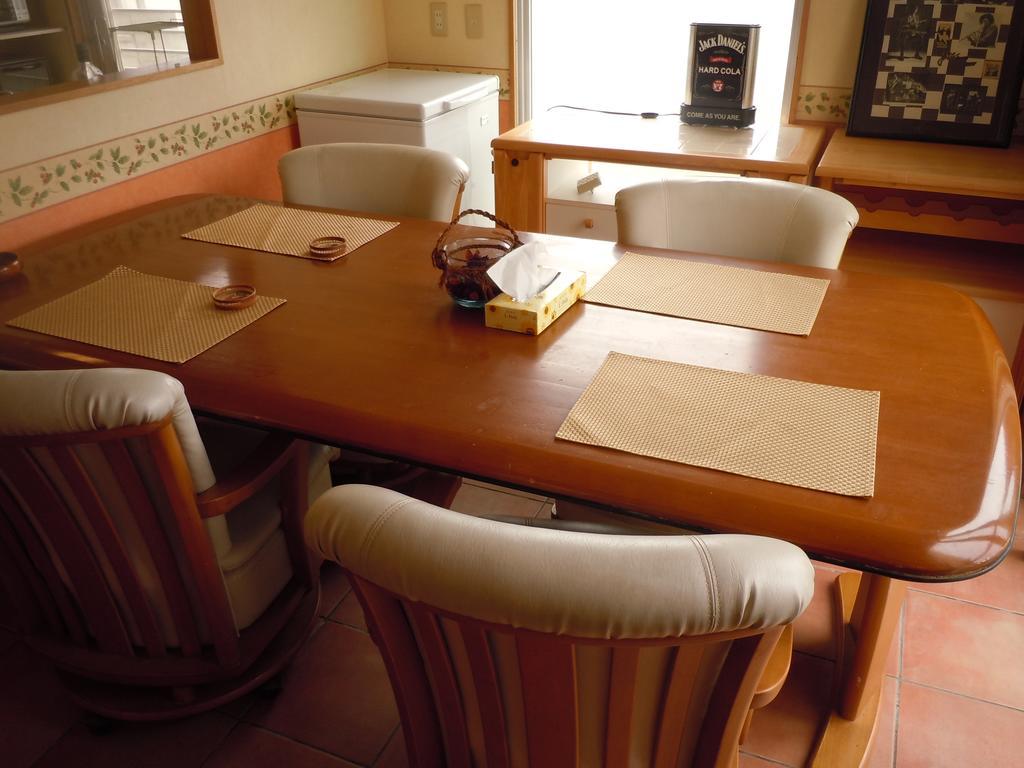 Guest House Route 6 Yomitan Ngoại thất bức ảnh